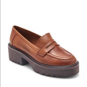 Free People Decker Penny Loafers in Chestnut